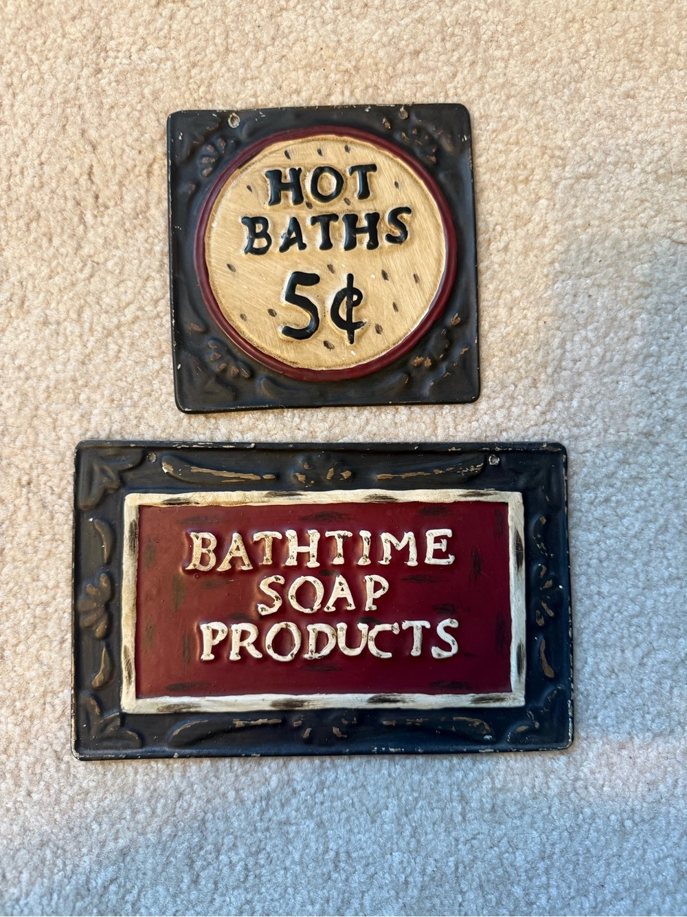 Vintage-Inspired Red & Cream Bathtime Soap Metal Wall Plaque Set